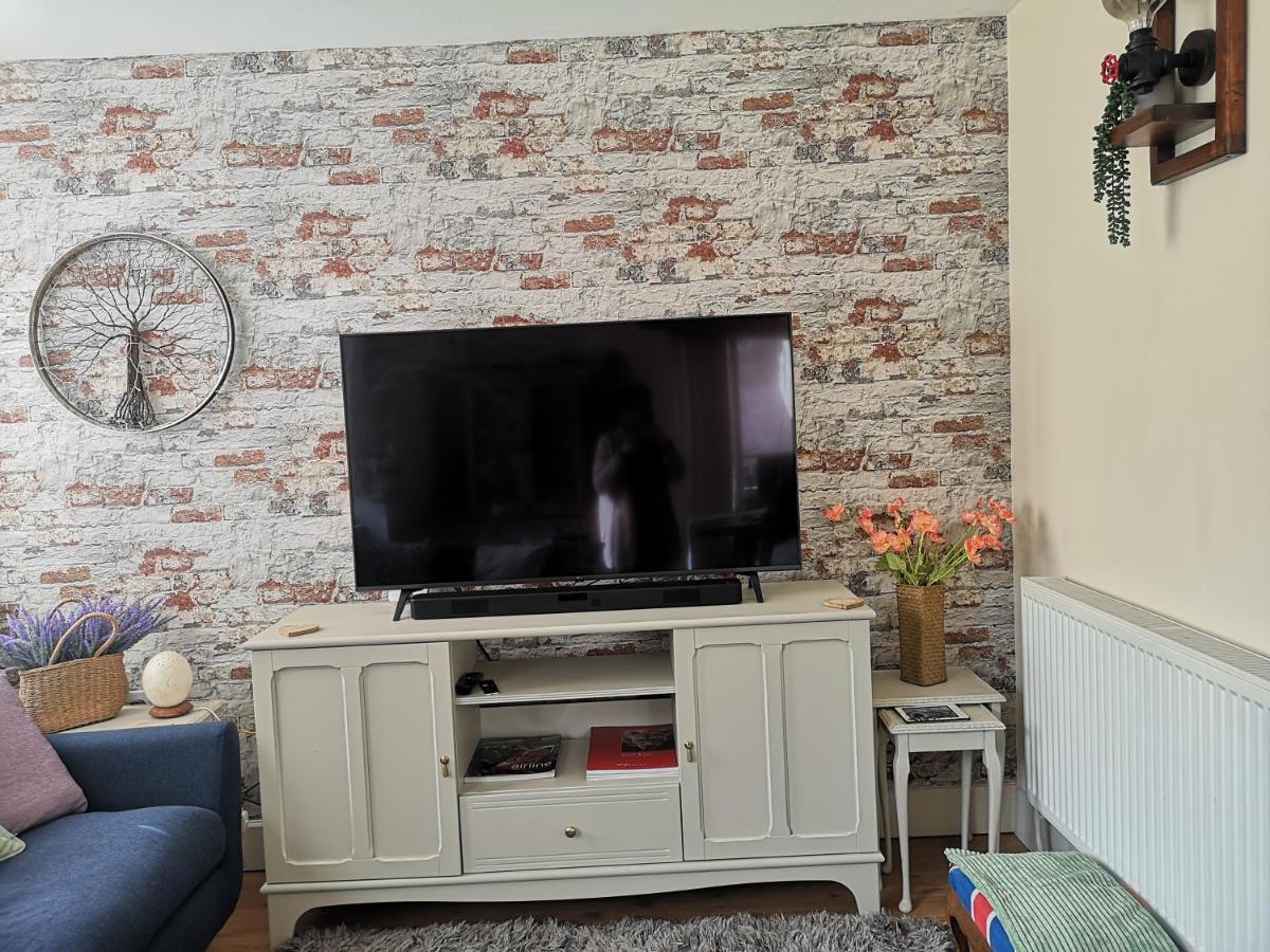 Coach House Mews Villa Matlock  Buitenkant foto